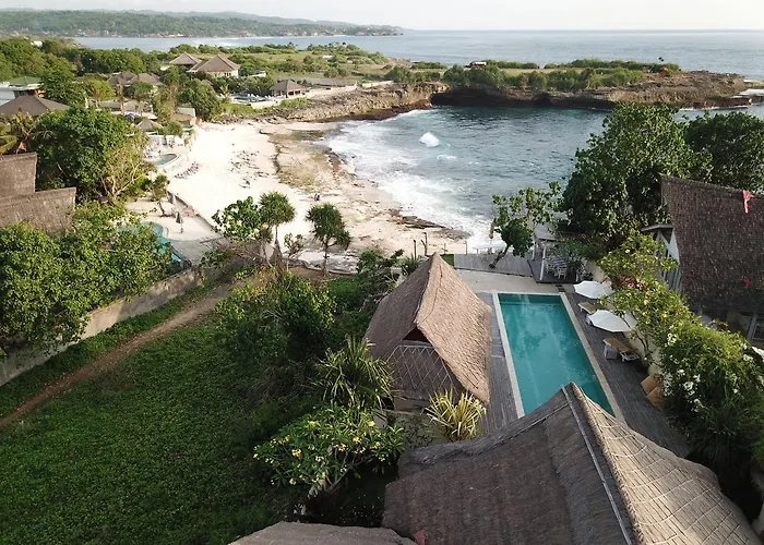 Villa Waru