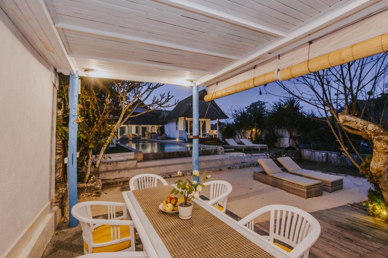 Waru Villa *