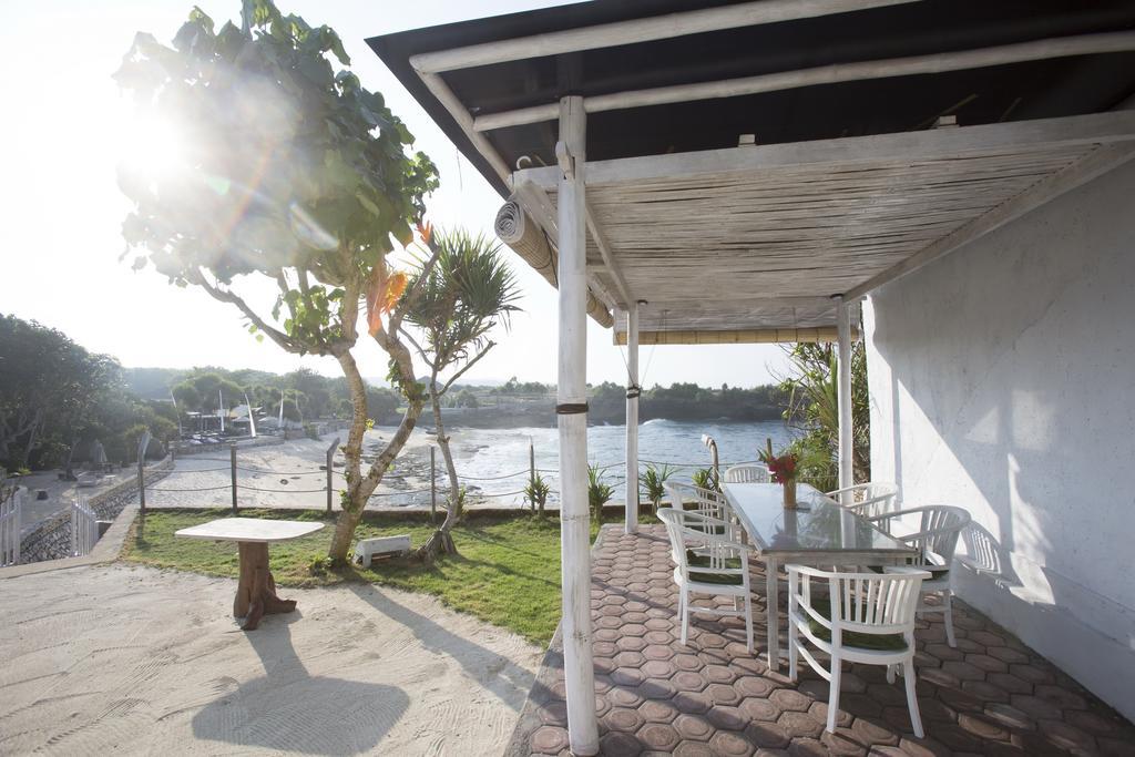Villa Waru