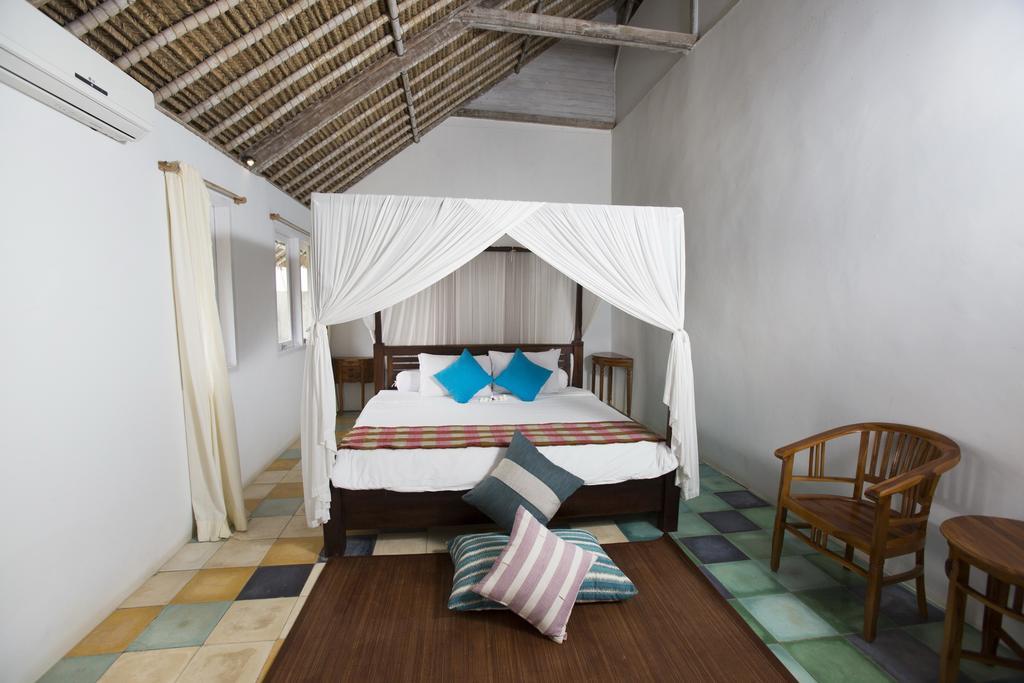 Waru * Nusa Lembongan (Bali)