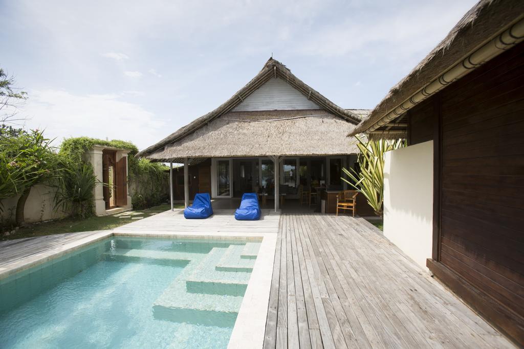 Villa Waru